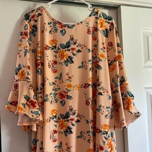 Peach floral boutique top
